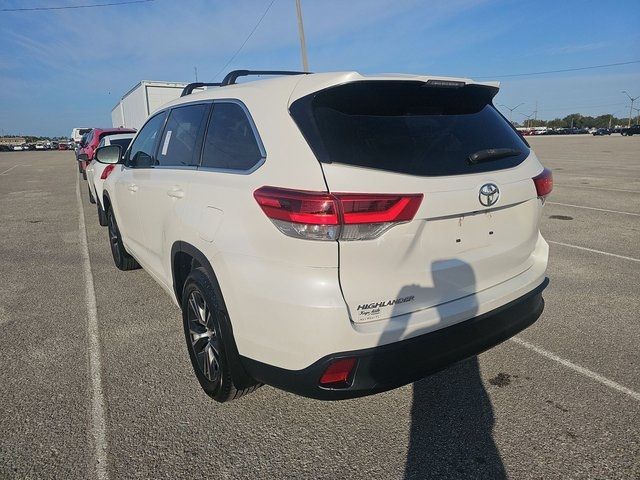 2018 Toyota Highlander LE