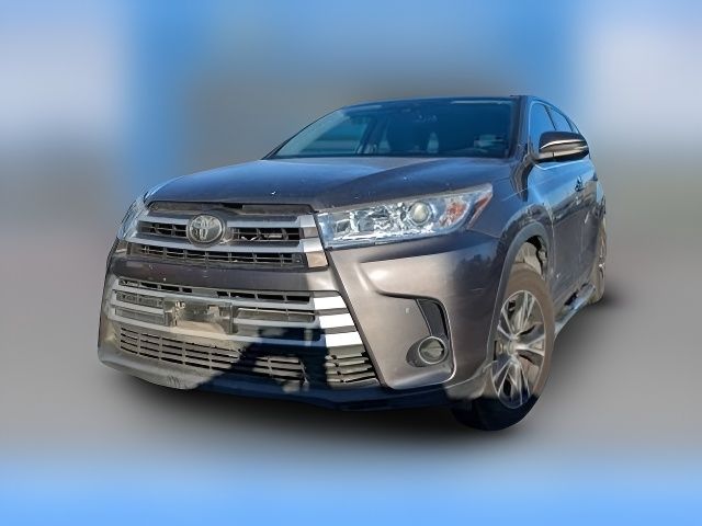 2018 Toyota Highlander LE