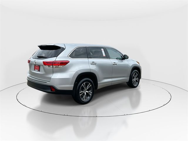 2018 Toyota Highlander LE