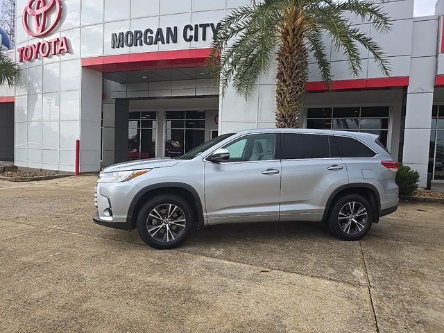 2018 Toyota Highlander LE