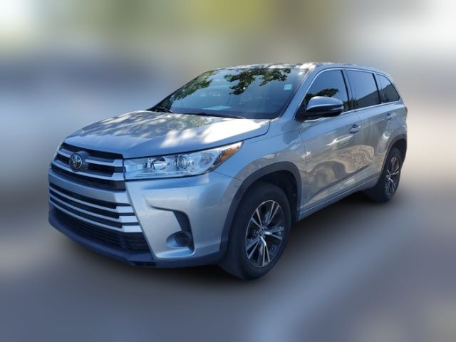 2018 Toyota Highlander LE