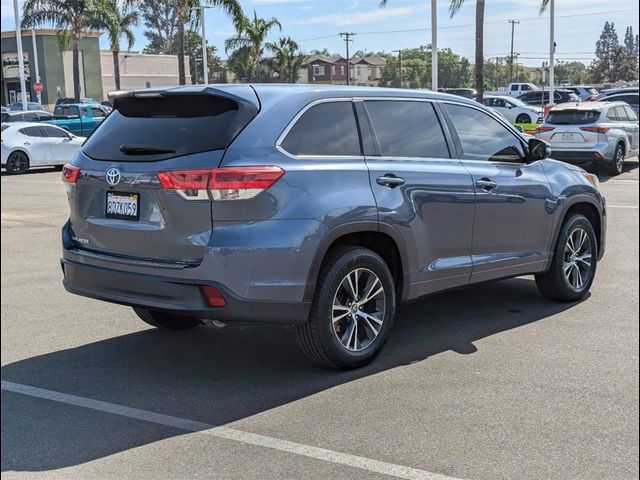 2018 Toyota Highlander LE