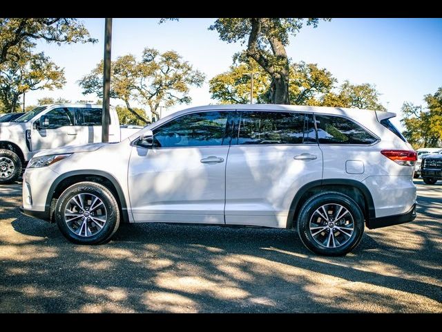 2018 Toyota Highlander LE