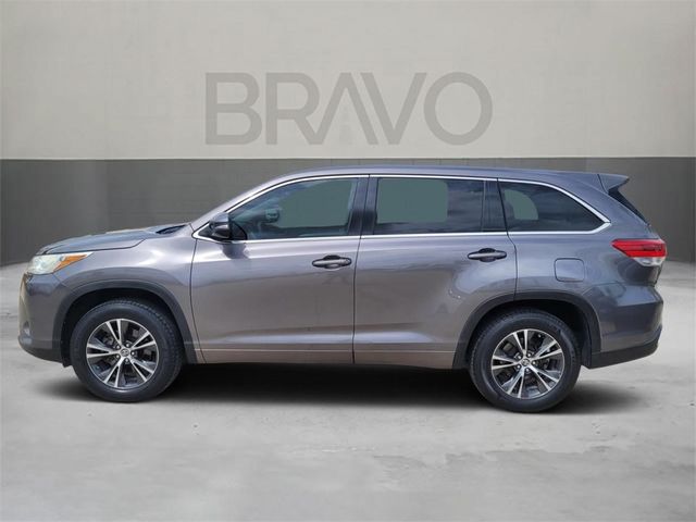 2018 Toyota Highlander LE