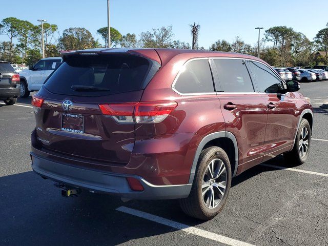 2018 Toyota Highlander LE