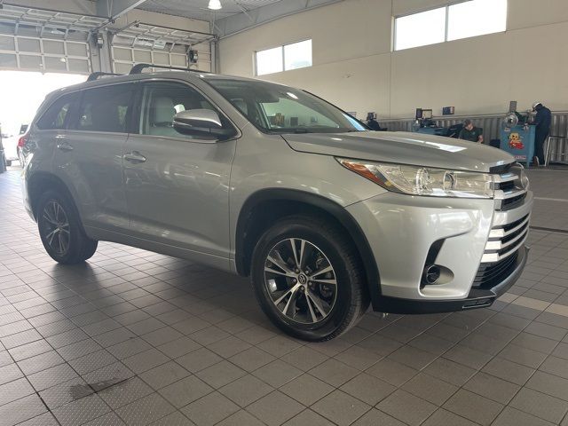 2018 Toyota Highlander LE