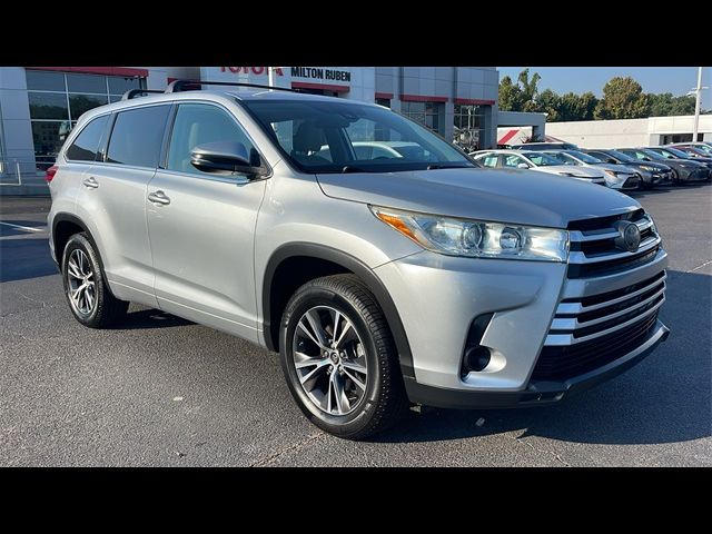 2018 Toyota Highlander LE