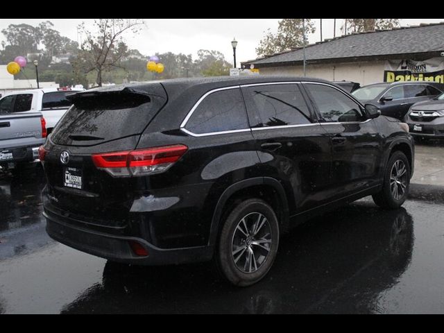 2018 Toyota Highlander LE