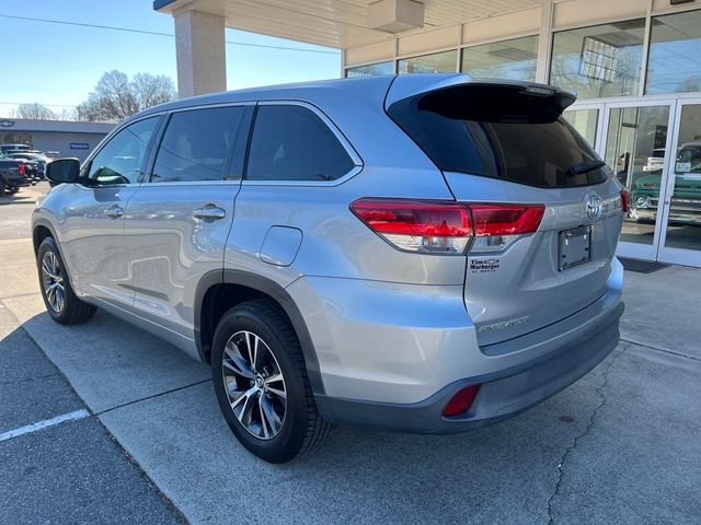 2018 Toyota Highlander LE