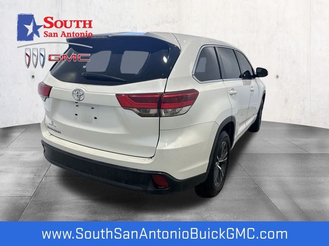 2018 Toyota Highlander LE