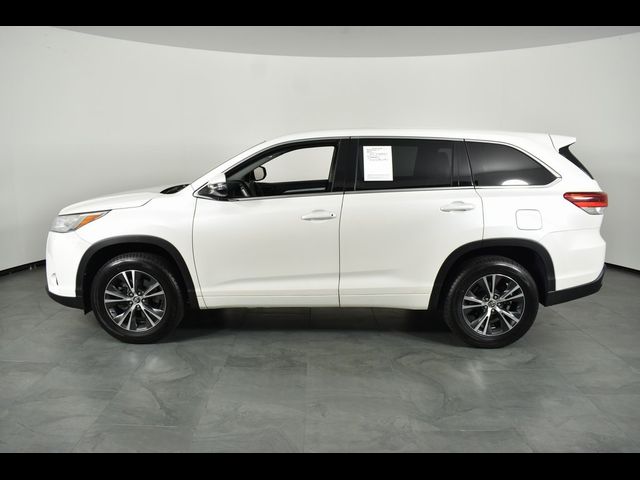 2018 Toyota Highlander LE