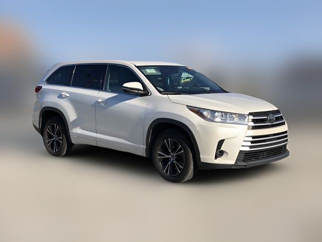 2018 Toyota Highlander LE