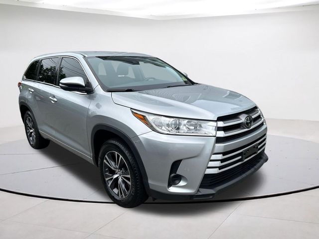 2018 Toyota Highlander LE