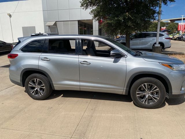 2018 Toyota Highlander LE