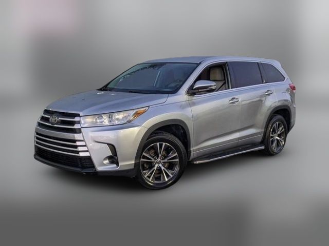 2018 Toyota Highlander LE