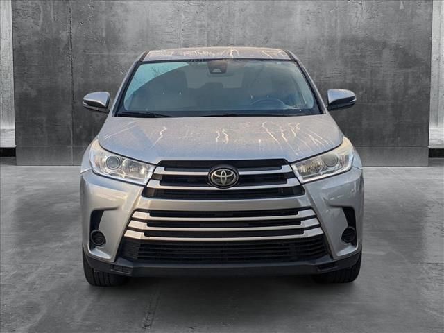 2018 Toyota Highlander LE