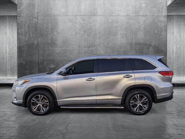 2018 Toyota Highlander LE