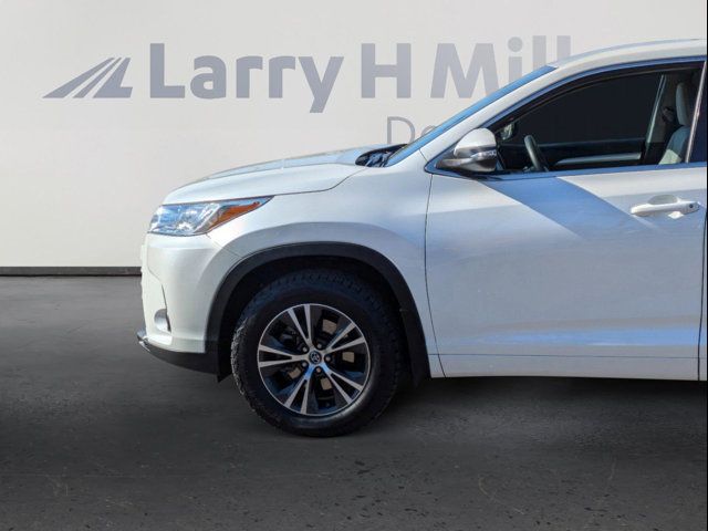 2018 Toyota Highlander LE