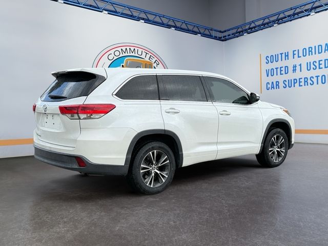 2018 Toyota Highlander LE