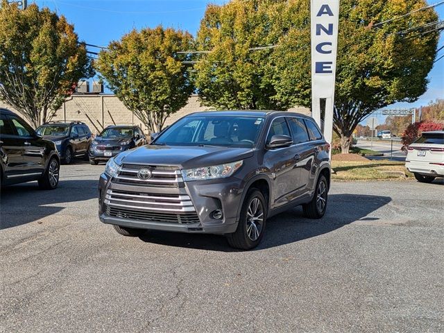 2018 Toyota Highlander LE