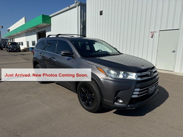 2018 Toyota Highlander LE