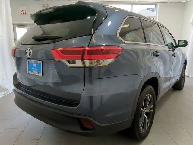 2018 Toyota Highlander LE