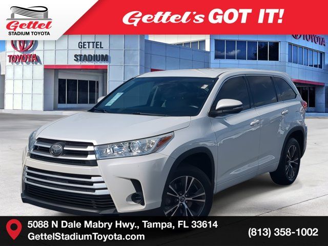 2018 Toyota Highlander LE