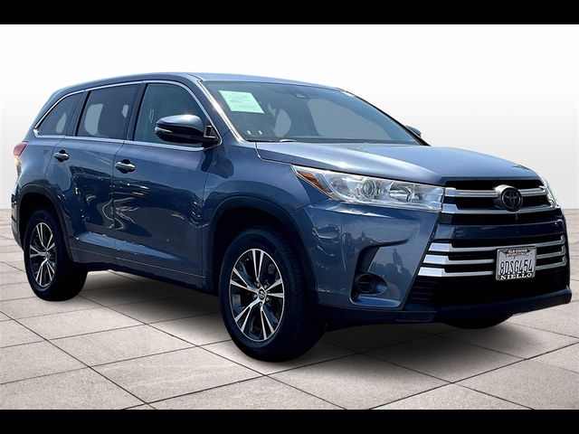 2018 Toyota Highlander LE