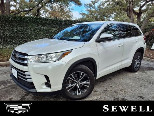 2018 Toyota Highlander LE