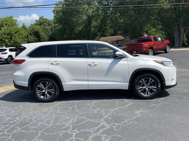 2018 Toyota Highlander LE