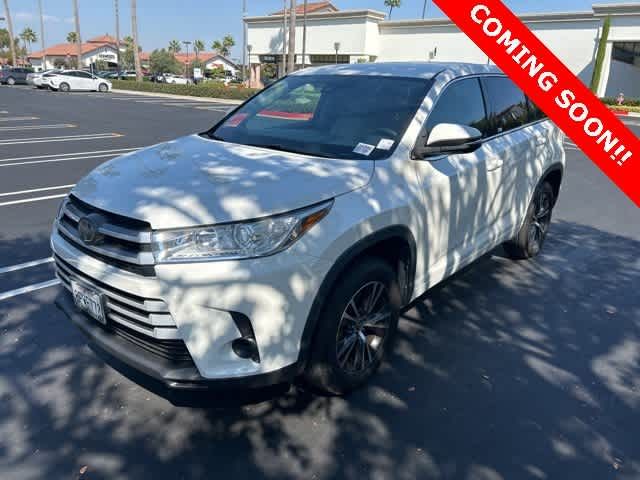 2018 Toyota Highlander LE