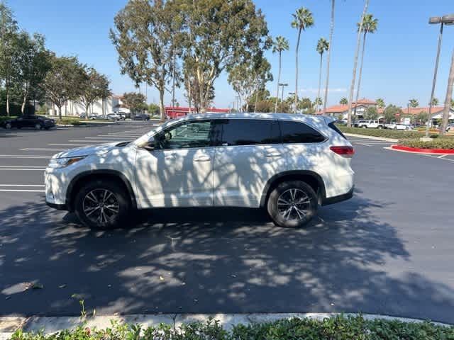 2018 Toyota Highlander LE