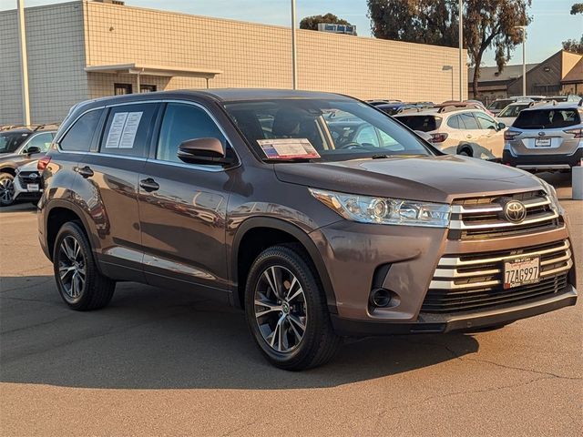 2018 Toyota Highlander LE