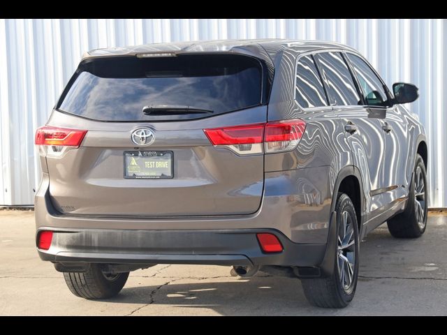 2018 Toyota Highlander LE