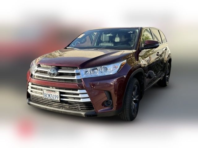 2018 Toyota Highlander LE