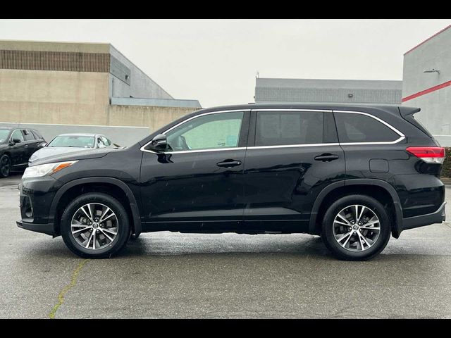 2018 Toyota Highlander LE