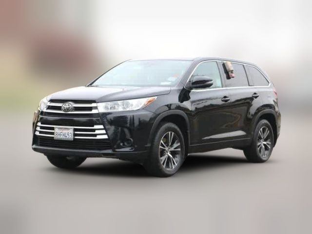 2018 Toyota Highlander LE