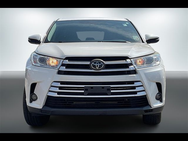 2018 Toyota Highlander LE