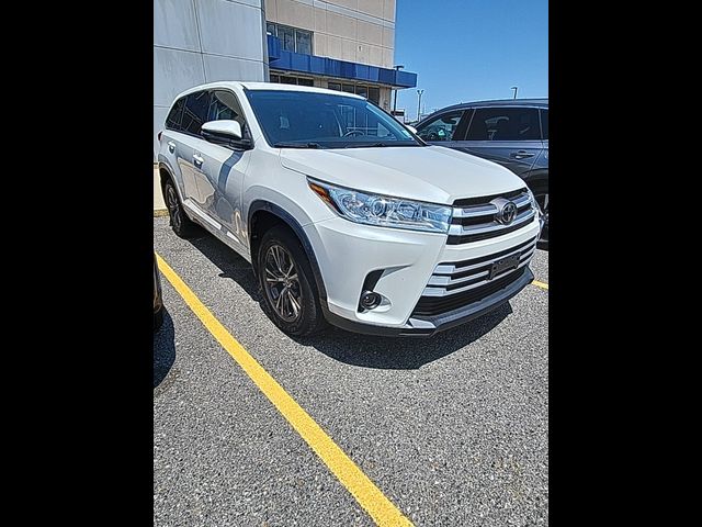 2018 Toyota Highlander LE