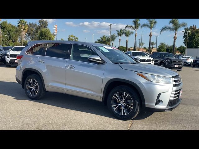 2018 Toyota Highlander LE