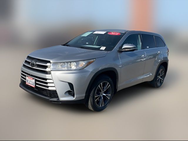 2018 Toyota Highlander LE