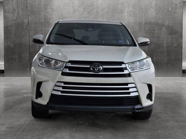 2018 Toyota Highlander LE