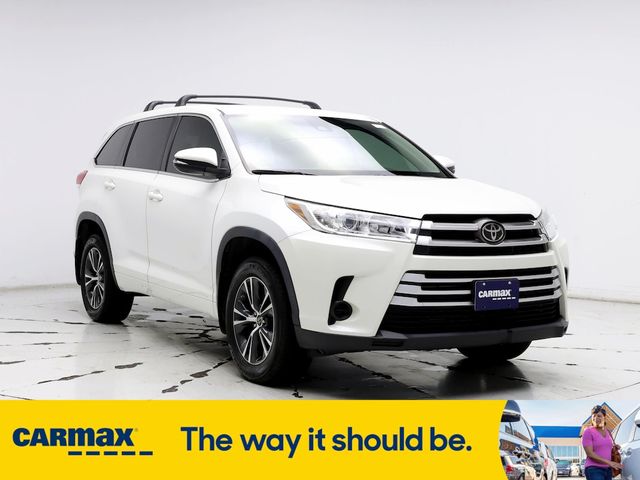 2018 Toyota Highlander LE