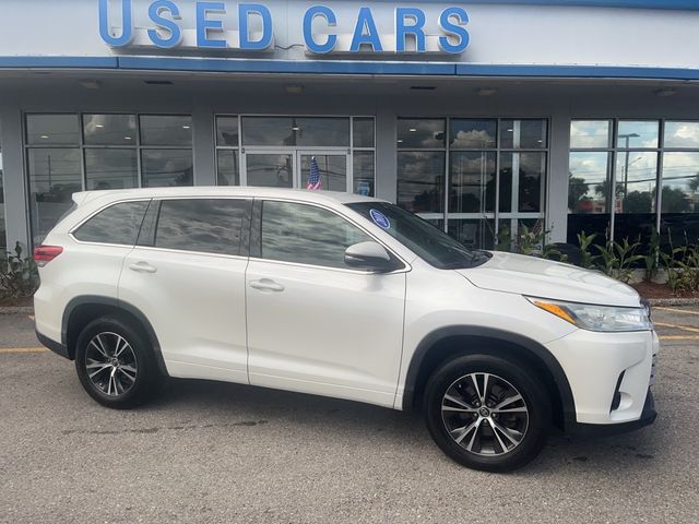 2018 Toyota Highlander 