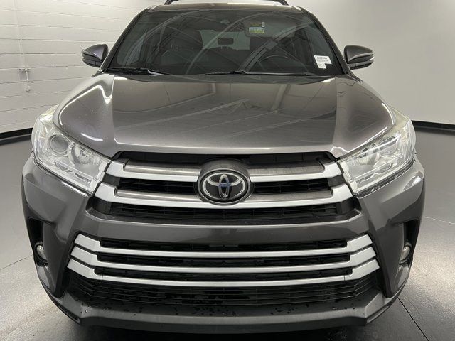 2018 Toyota Highlander LE