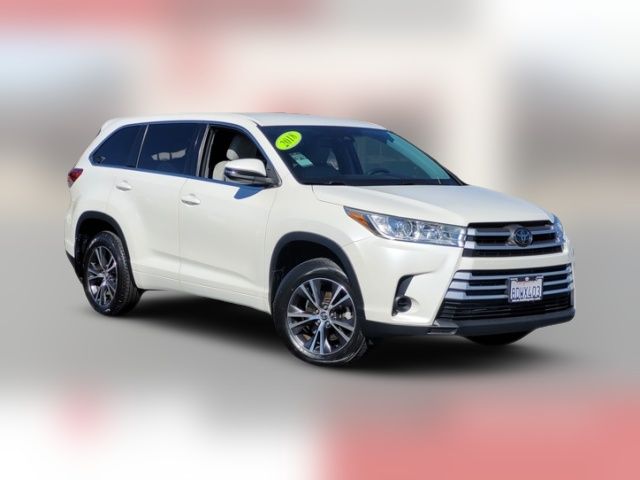 2018 Toyota Highlander LE