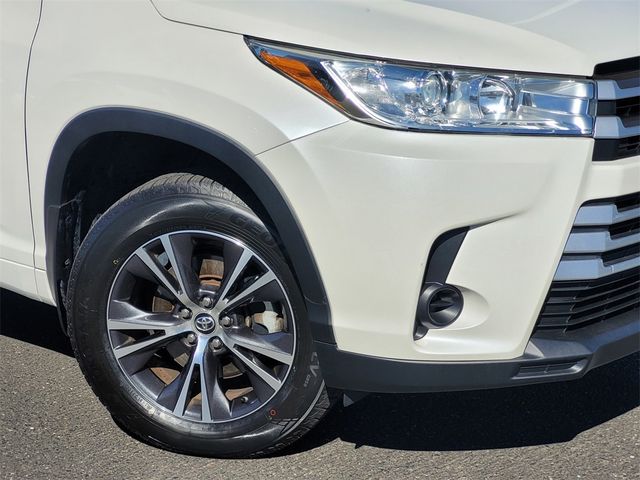 2018 Toyota Highlander LE