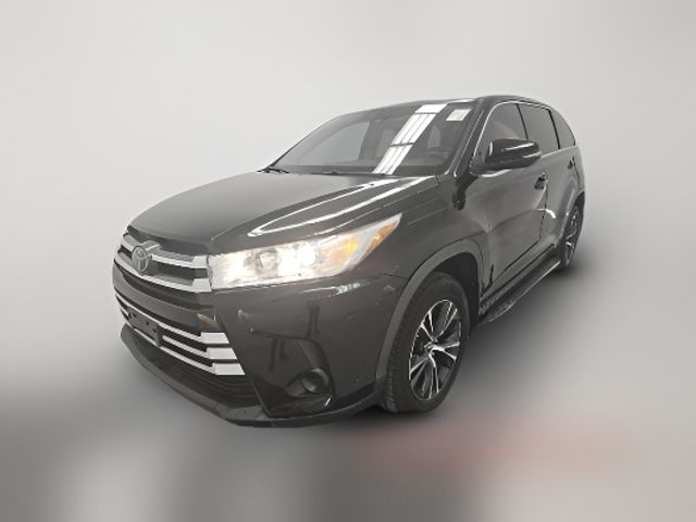 2018 Toyota Highlander LE