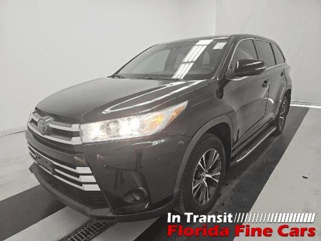 2018 Toyota Highlander LE