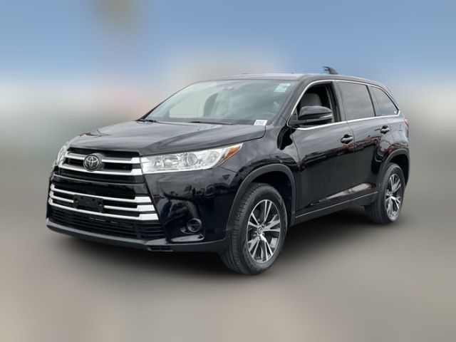 2018 Toyota Highlander LE